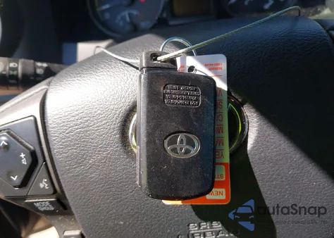 2019 Toyota Tacoma Trd Off Road из США, поврежденный, VIN 3TMCZ5AN5KM276331